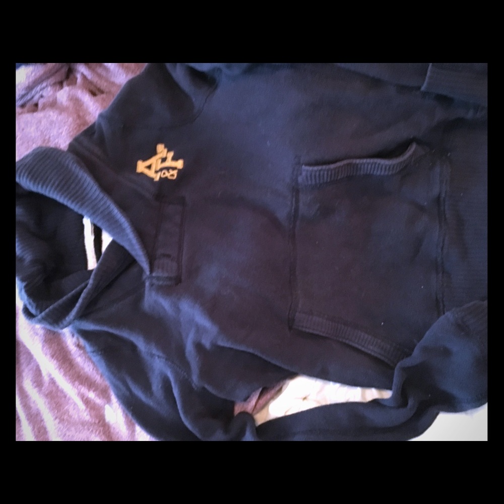 Men’s Abercrombie sweater